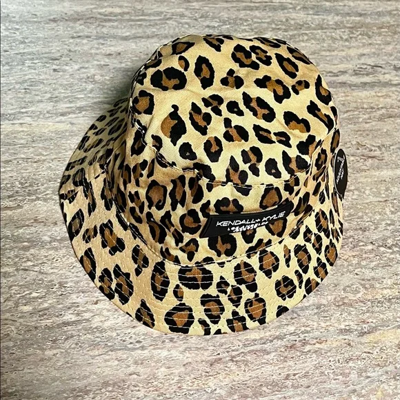 New Kendall & Kylie cheetah print hat - Picture 7 of 11